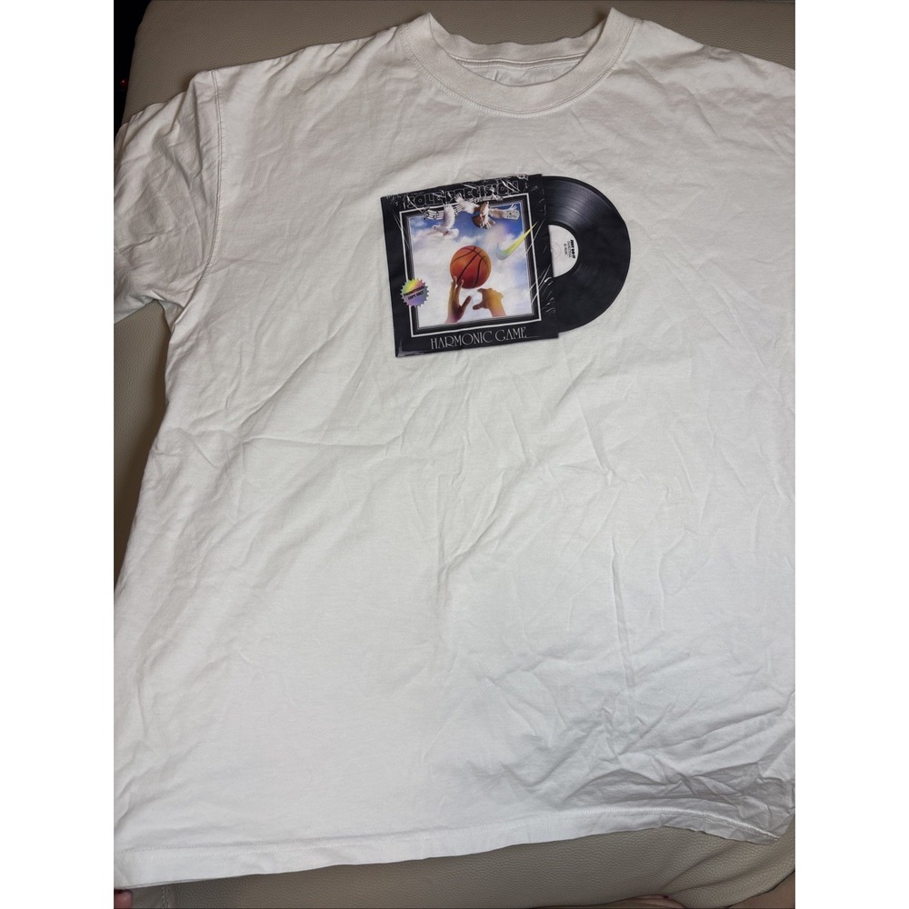 Men's LARGE Max90 Vinyl The Nike Tee WHITE Basketball Loose Fit Tshirt EUC